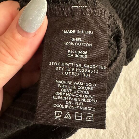 Theory black smocked tank top size small - Picture 6 of 6